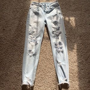 american eagle ripped jeans